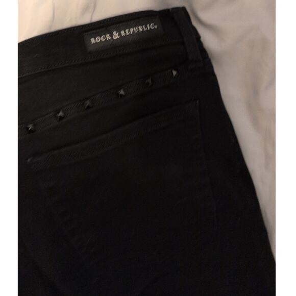 Rock & Republic Bumbershoot Black Mid-Rise Short Cutoffs Women’s 12 EUC - Picture 5 of 5